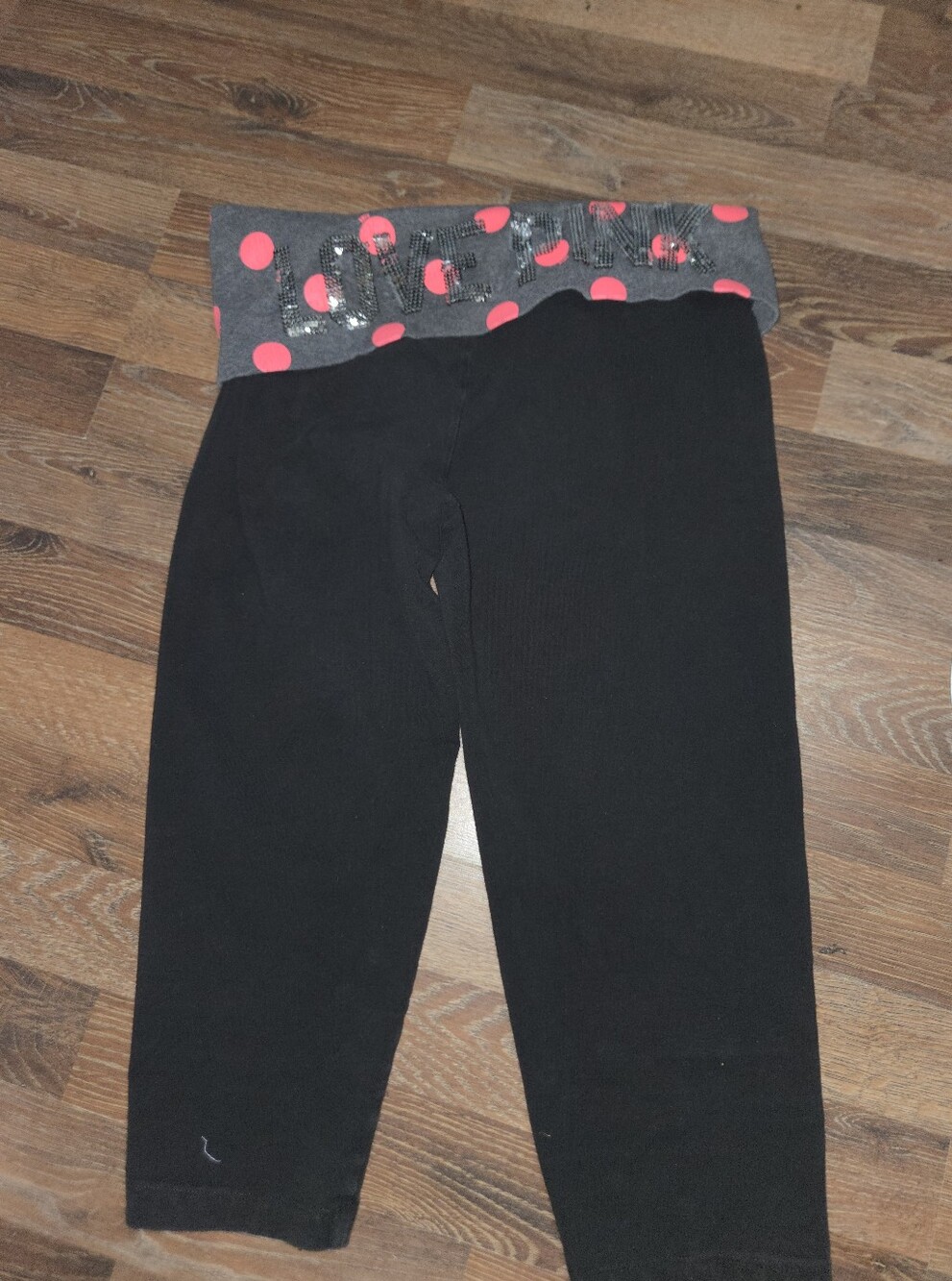 Pink 2011 Pink Victotia SecreBlack Leggings with Gray & Pink Polka Dot Waistband